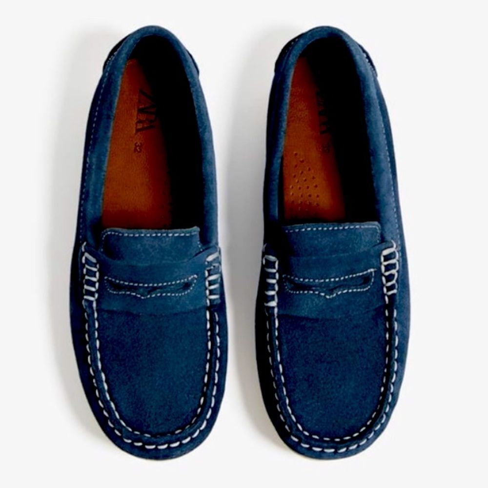 LIKE NEW Zara Boys Dark Blue Suede Driving Mocs/Loafers-Size 34 EU 9 Year Old